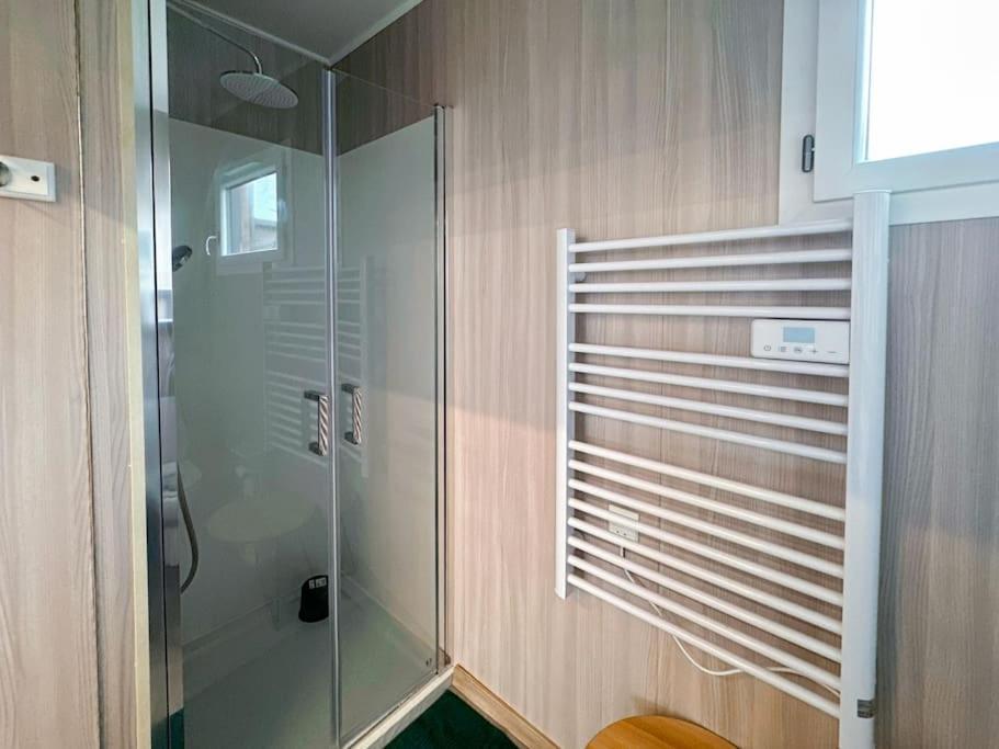 Tiny House Pour 4 A Disneyland Paris Coutevroult 外观 照片